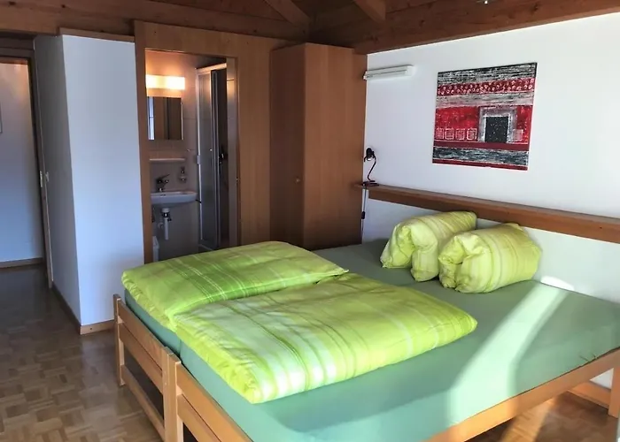 Casa Laura, Brione Sopra Minusio * Tenero-Contra