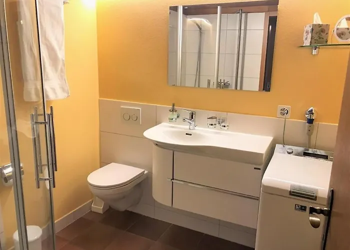 Casa Laura, Brione Sopra Minusio Hébergement de vacances *